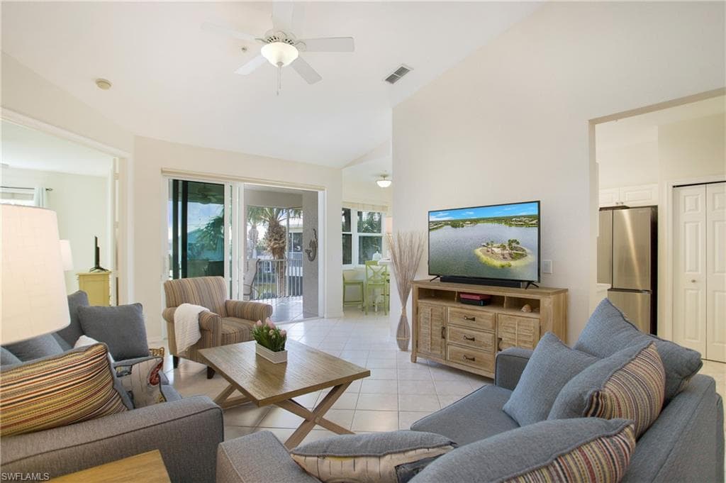 4690 Hawks Nest Way E-204, Naples, FL 34114-14