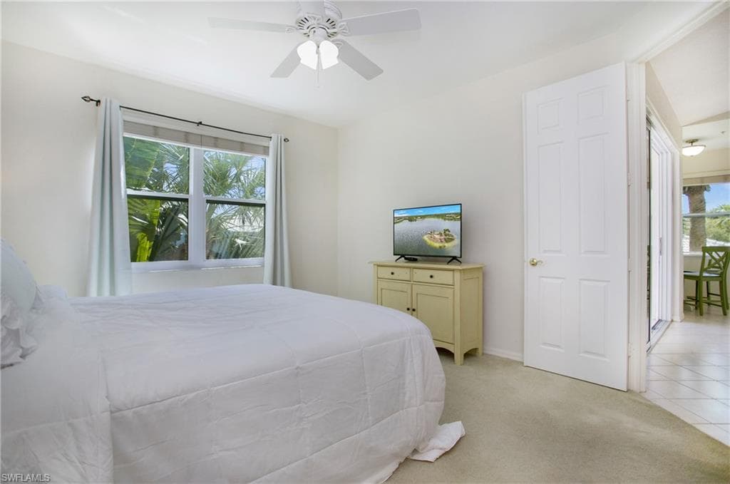 4690 Hawks Nest Way E-204, Naples, FL 34114-29