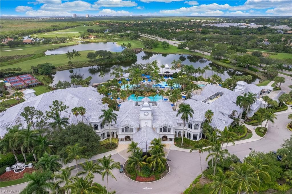 4690 Hawks Nest Way E-204, Naples, FL 34114-41