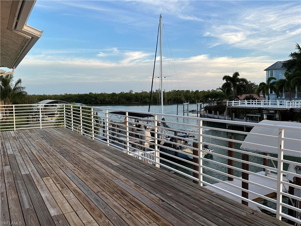 168 Trinidad St, Naples, FL 34113-10