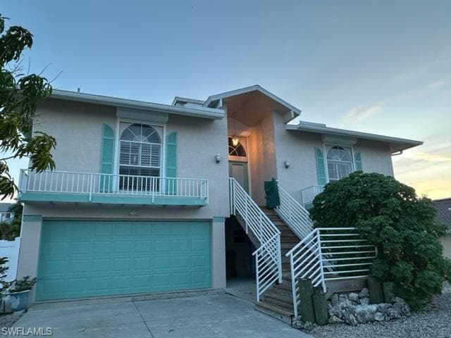 168 Trinidad St, Naples, FL 34113-1