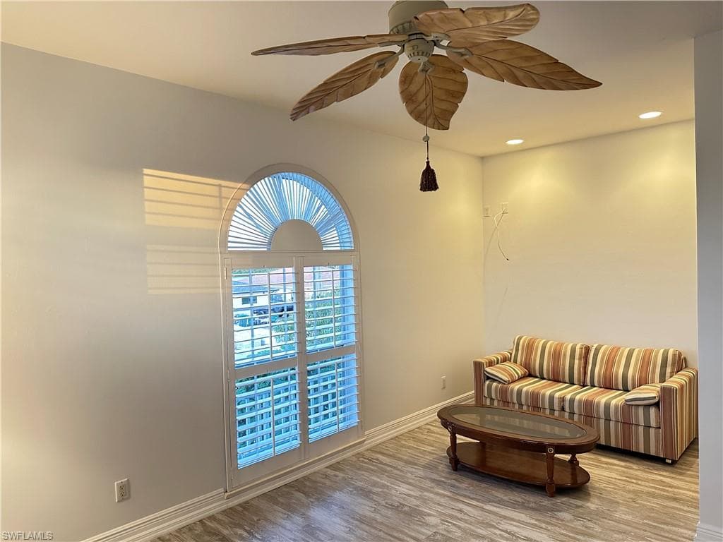 168 Trinidad St, Naples, FL 34113-36
