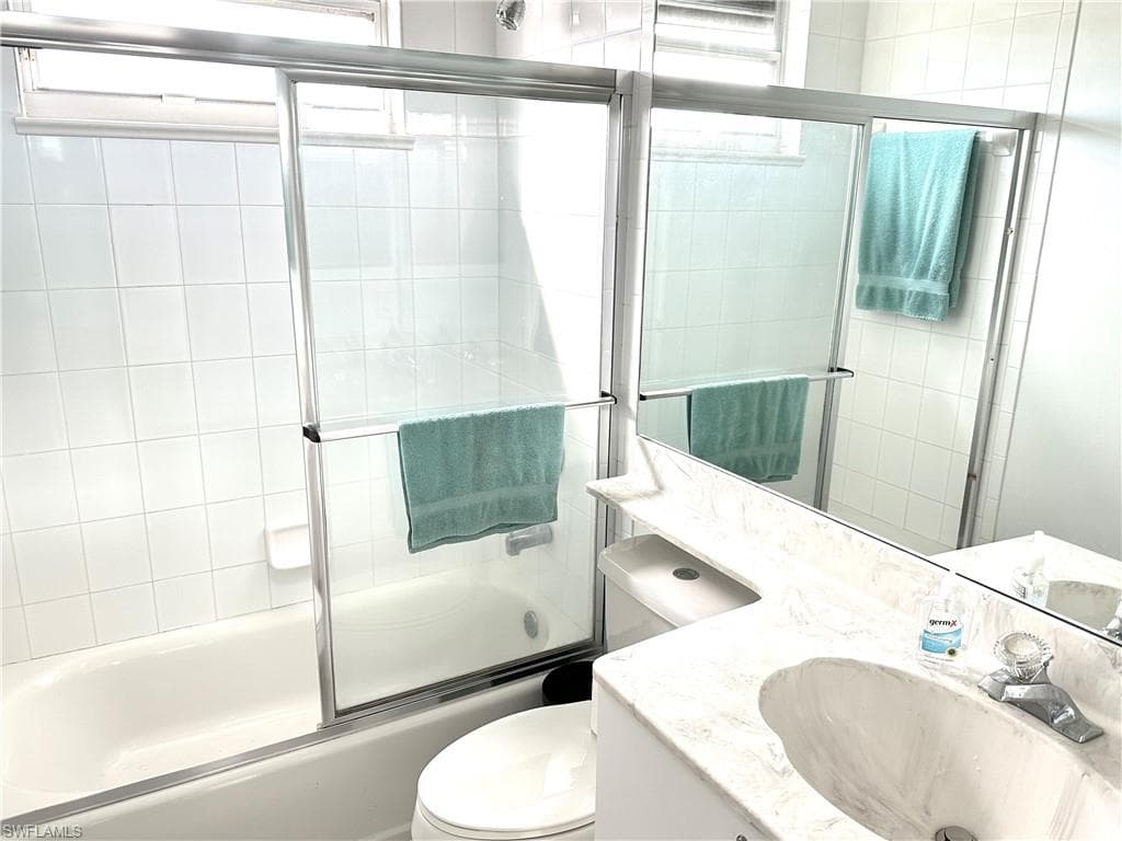 168 Trinidad St, Naples, FL 34113-40