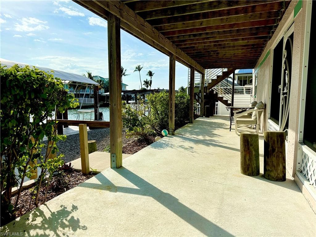 168 Trinidad St, Naples, FL 34113-42