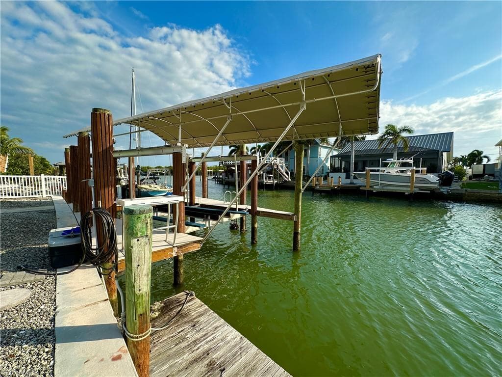168 Trinidad St, Naples, FL 34113-47