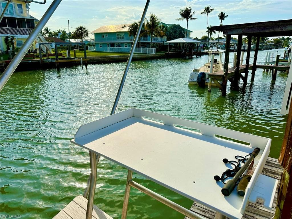 168 Trinidad St, Naples, FL 34113-4
