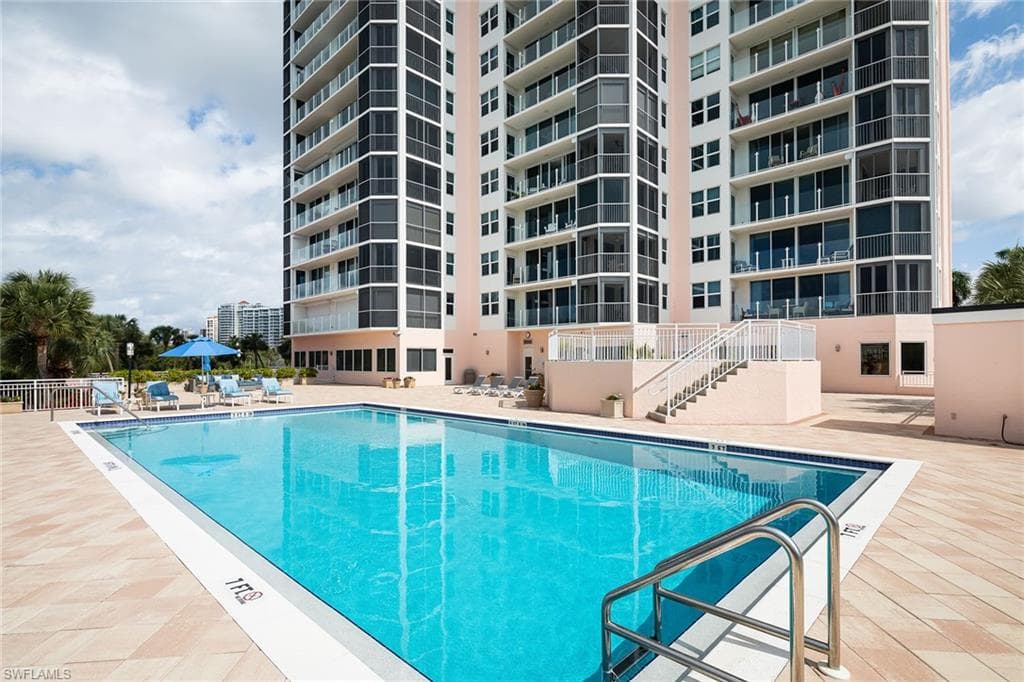 6101 Pelican Bay Blvd 1405, Naples, FL 34108-18