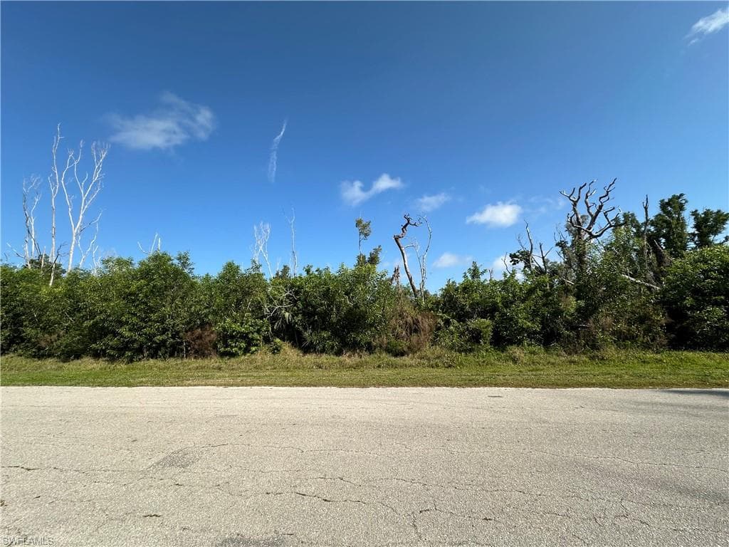 5578 Easy St, Bokeelia, FL 33922-4