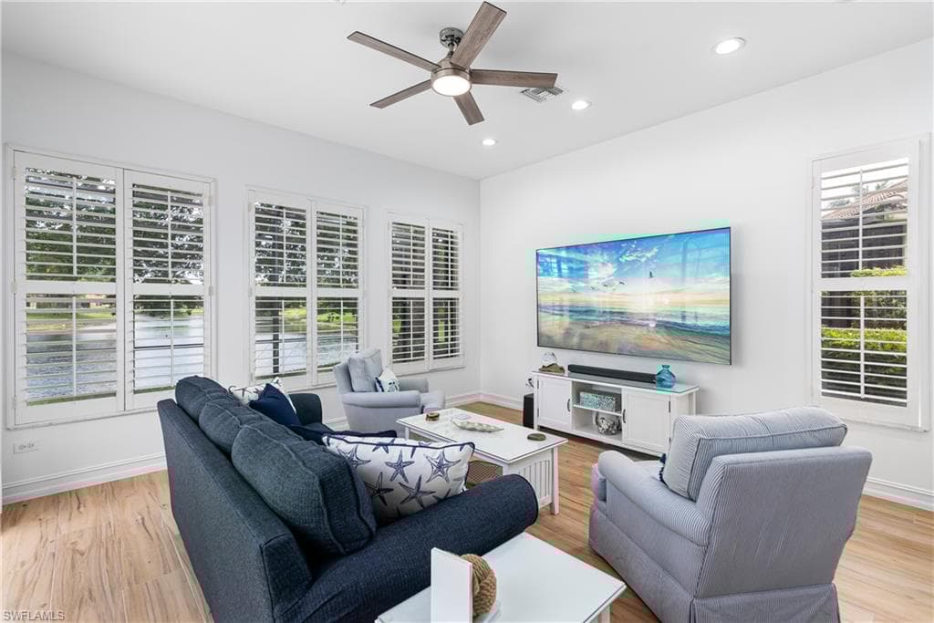 6840 Bent Grass Dr, Naples, FL 34113-9