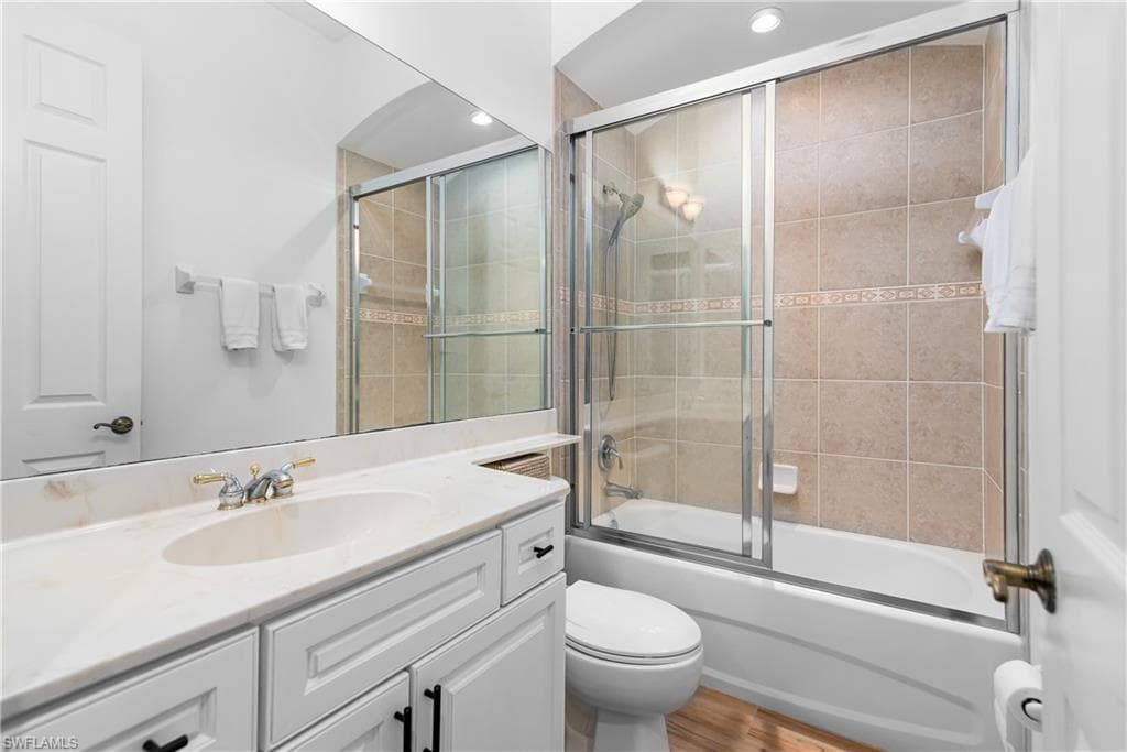 6840 Bent Grass Dr, Naples, FL 34113-19