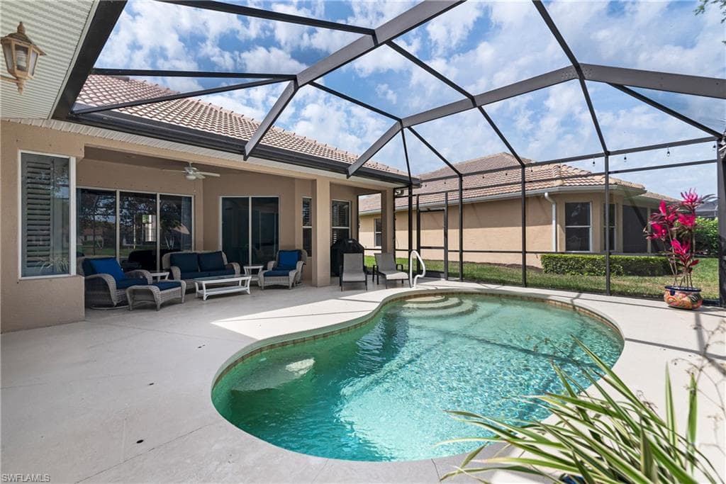 6840 Bent Grass Dr, Naples, FL 34113-23