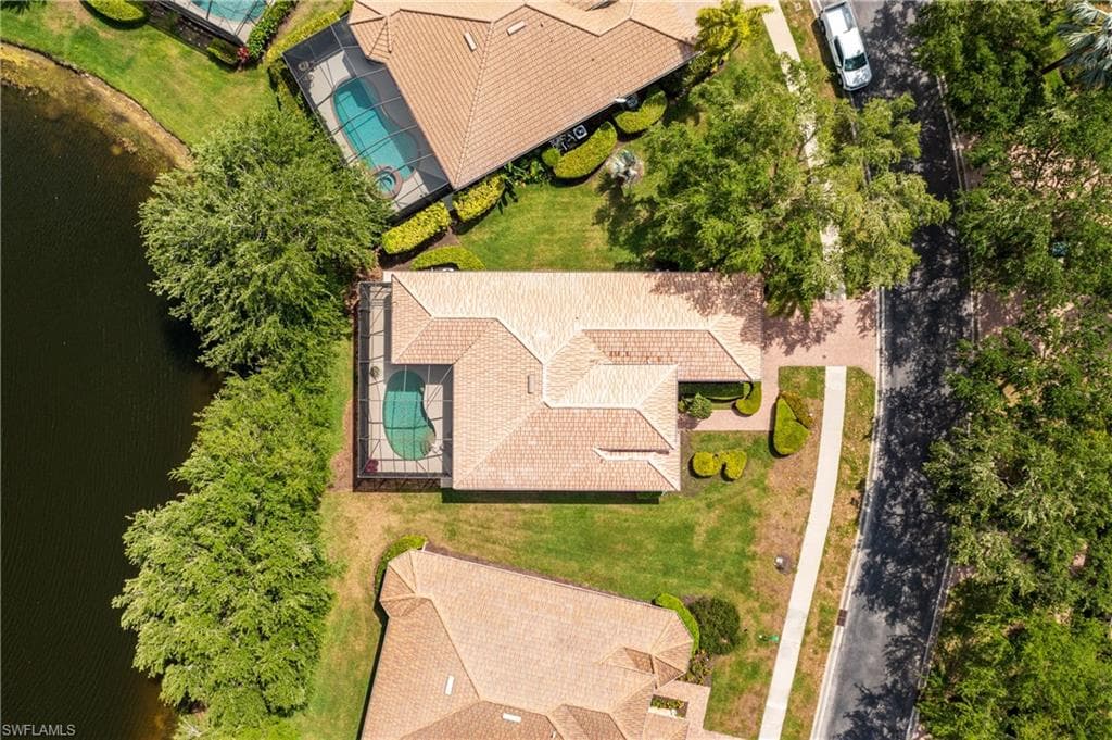 6840 Bent Grass Dr, Naples, FL 34113-27