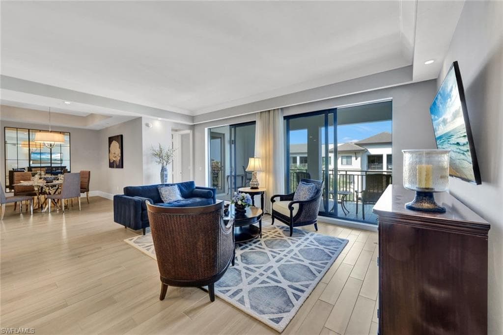 1030 3rd Ave S 514, Naples, FL 34102-11