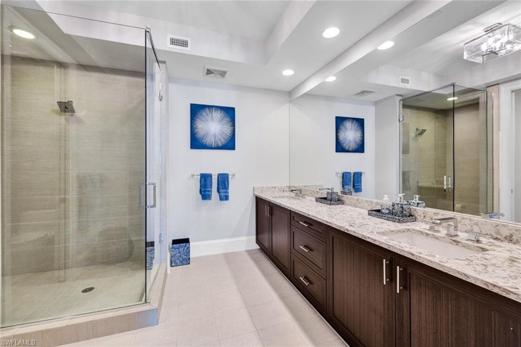 1030 3rd Ave S 514, Naples, FL 34102-16