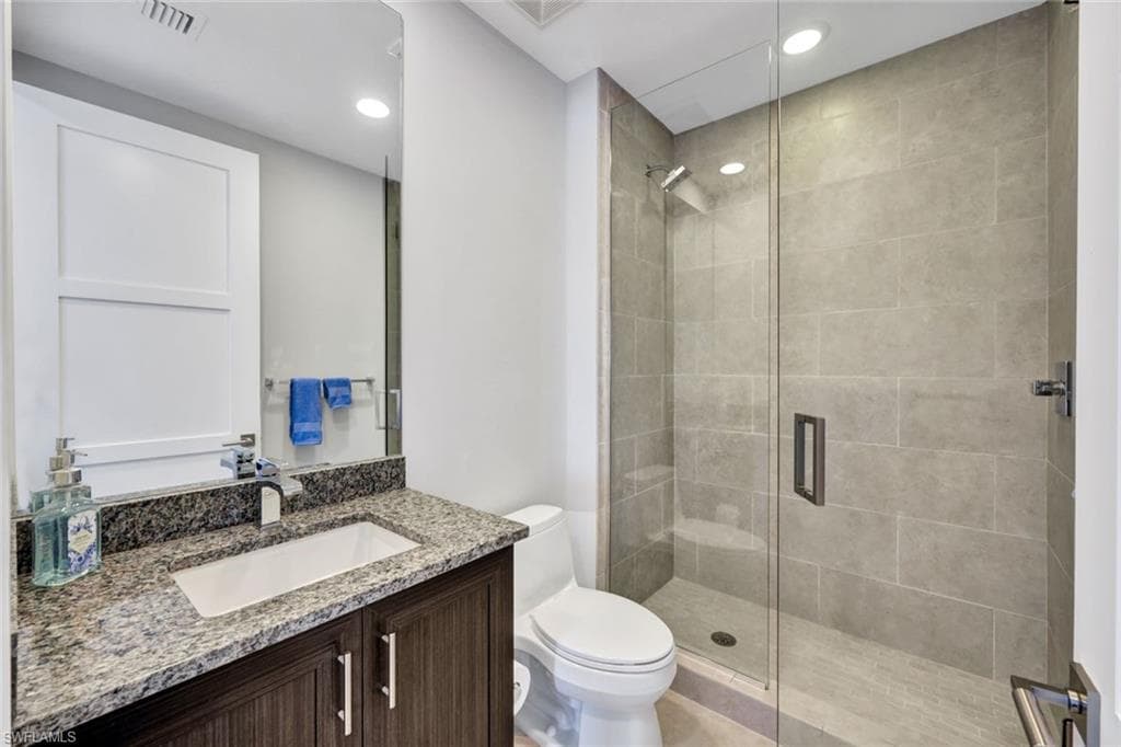 1030 3rd Ave S 514, Naples, FL 34102-19