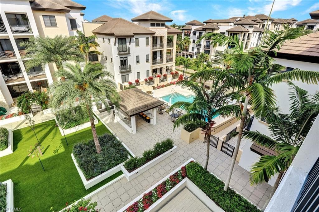 1030 3rd Ave S 514, Naples, FL 34102-2
