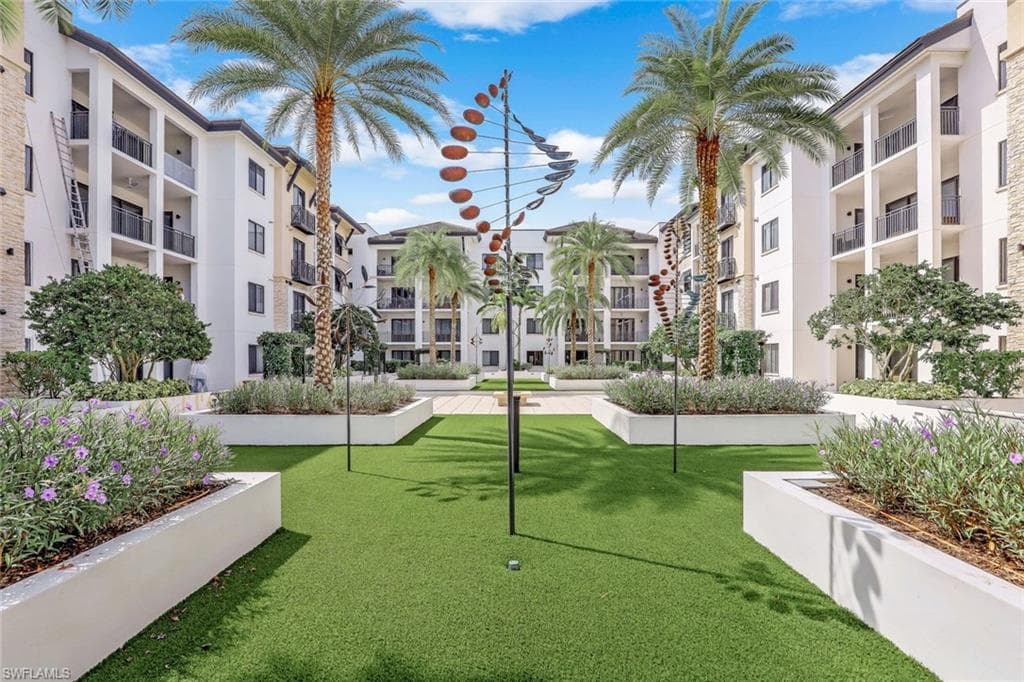 1030 3rd Ave S 514, Naples, FL 34102-34