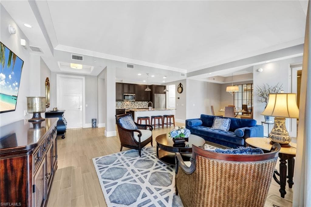 1030 3rd Ave S 514, Naples, FL 34102-6