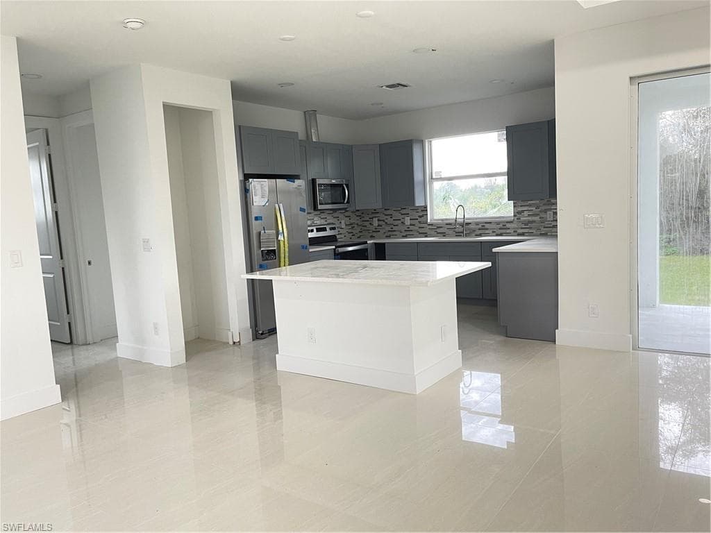 856 William Denver St, Lehigh Acres, FL 33974-3