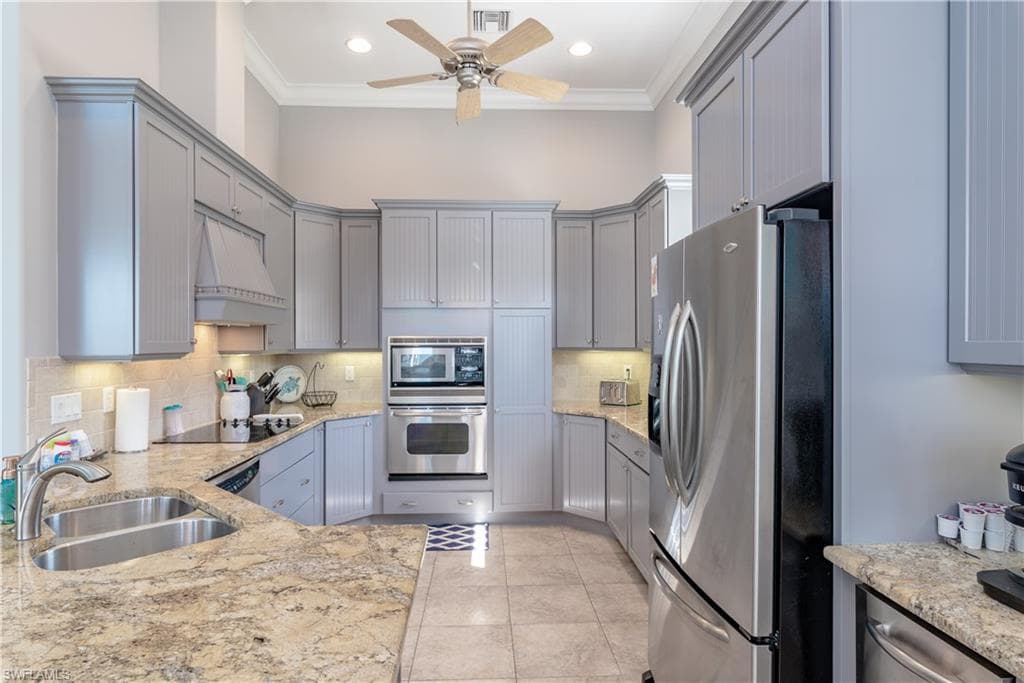 1845 Honduras Ave, Marco Island, FL 34145-10