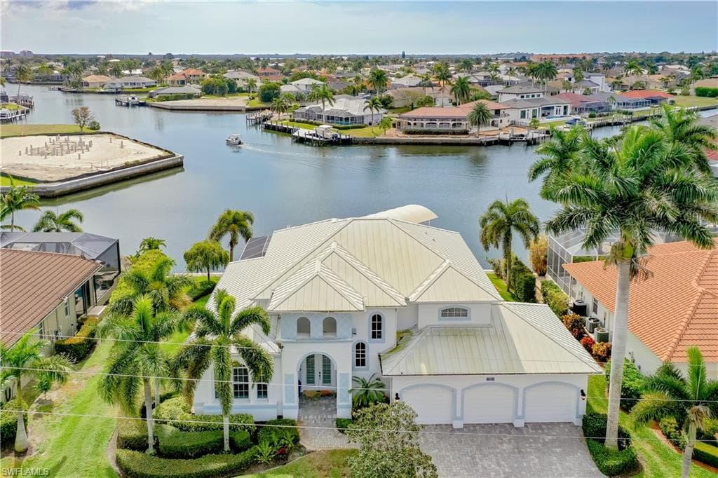 1845 Honduras Ave, Marco Island, FL 34145-1