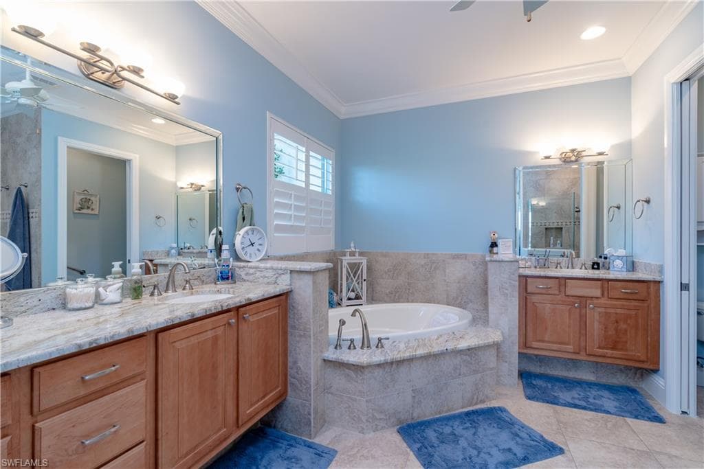 1845 Honduras Ave, Marco Island, FL 34145-21
