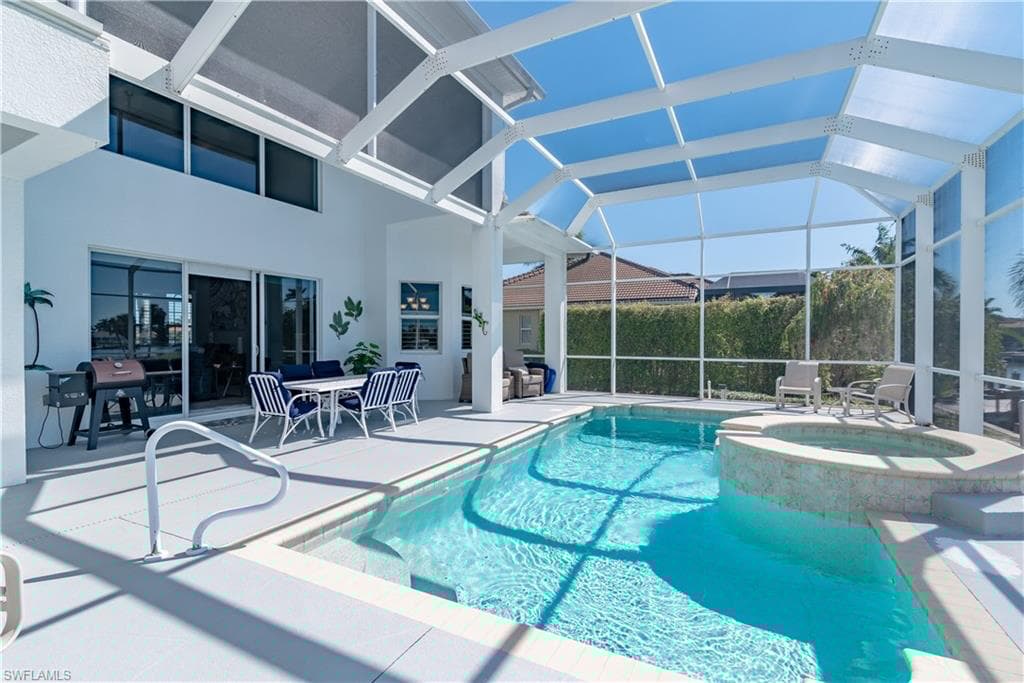 1845 Honduras Ave, Marco Island, FL 34145-28