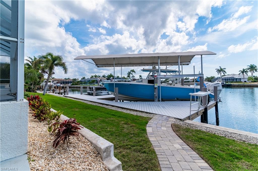 1845 Honduras Ave, Marco Island, FL 34145-34