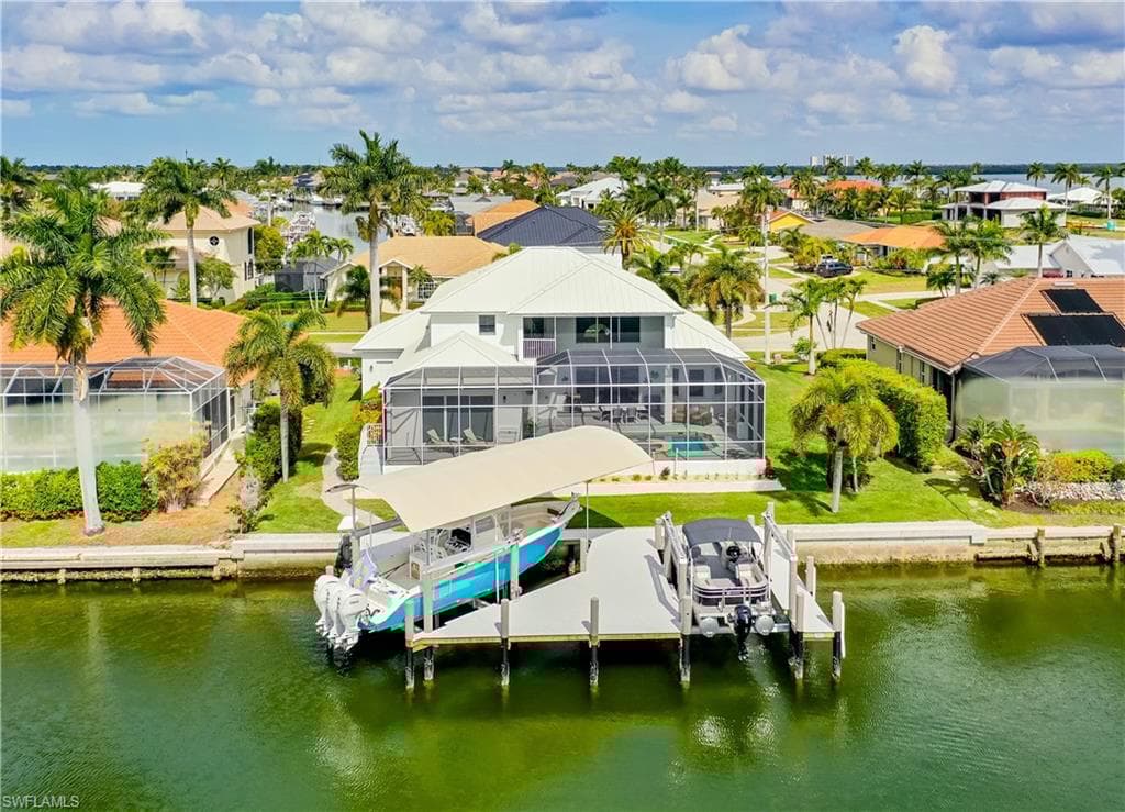 1845 Honduras Ave, Marco Island, FL 34145-3