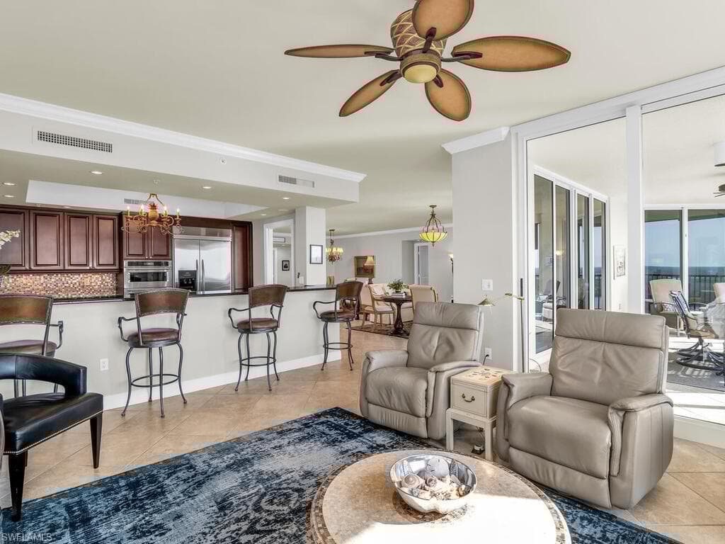 1050 Borghese Ln 1405, Naples, FL 34114-13