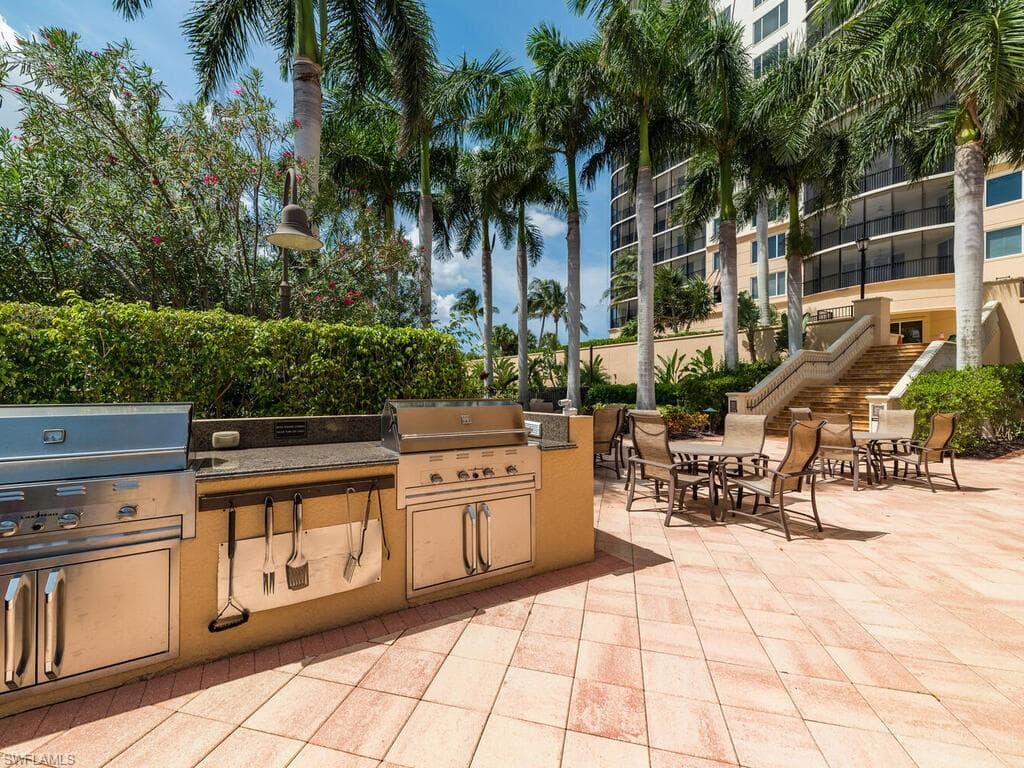 1050 Borghese Ln 1405, Naples, FL 34114-44