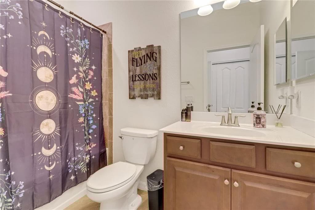2215 Vermont Ln, Naples, FL 34120-11
