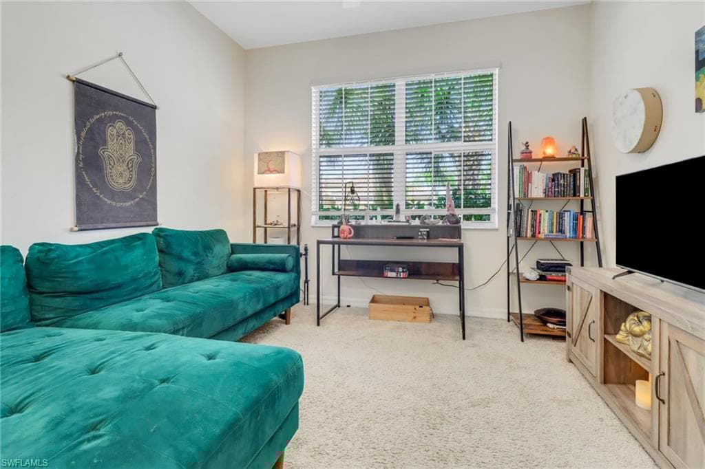 2215 Vermont Ln, Naples, FL 34120-12