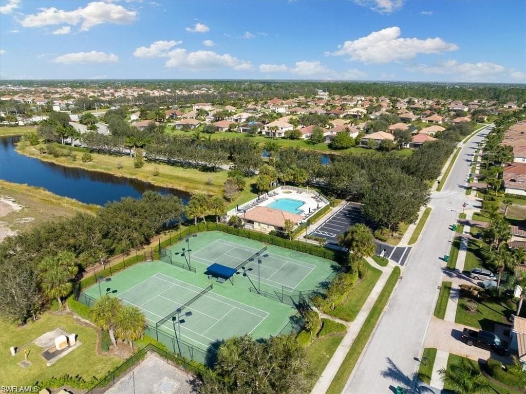 2215 Vermont Ln, Naples, FL 34120-20