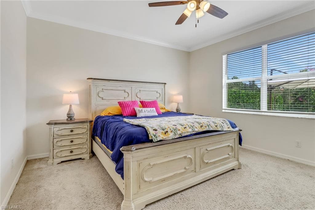 2215 Vermont Ln, Naples, FL 34120-6