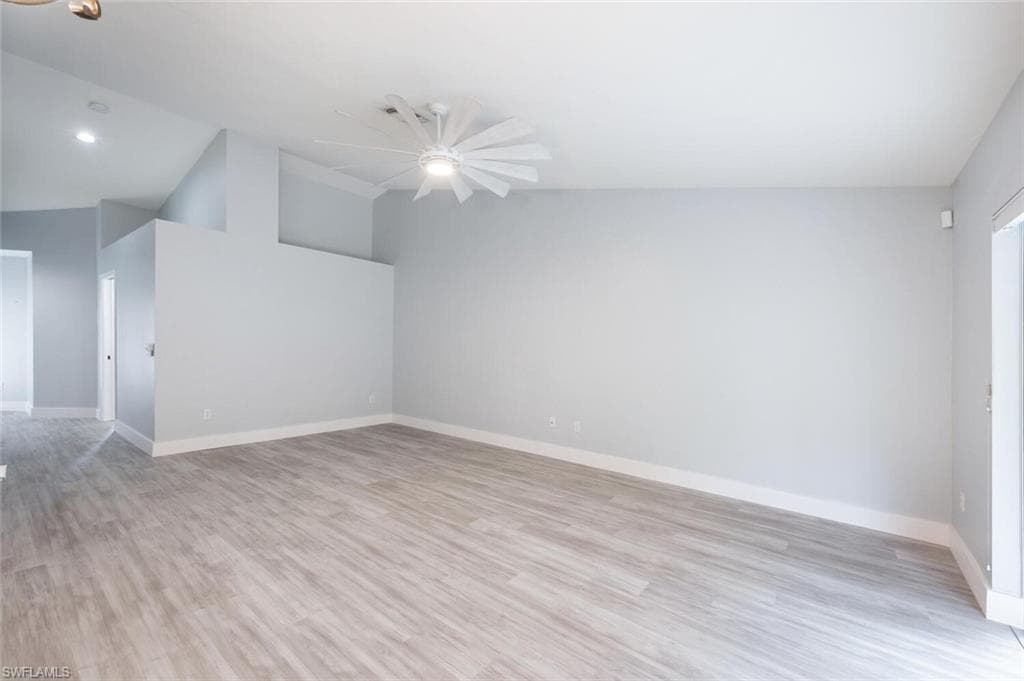 374 Dover Pl 803, Naples, FL 34104-14