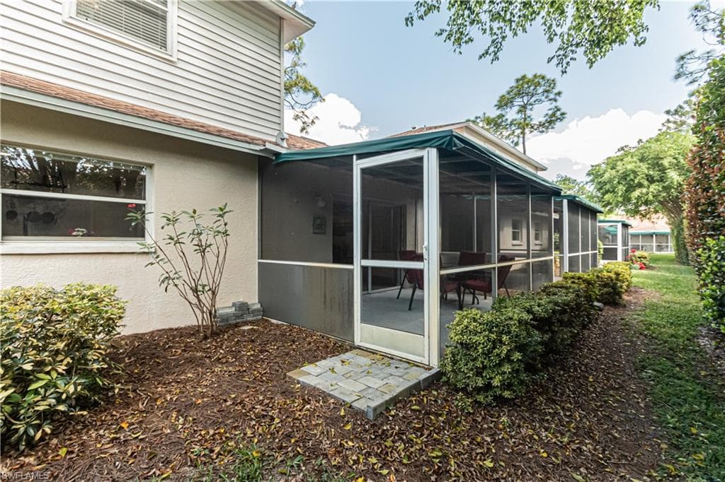 374 Dover Pl 803, Naples, FL 34104-30