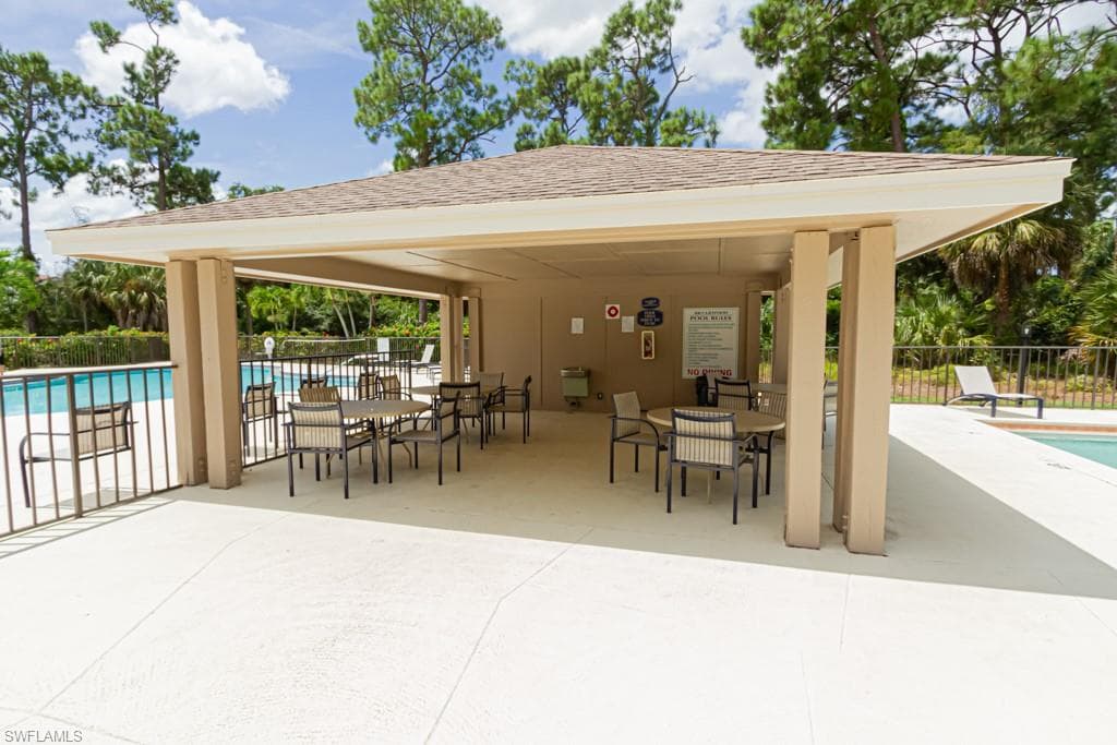 374 Dover Pl 803, Naples, FL 34104-35