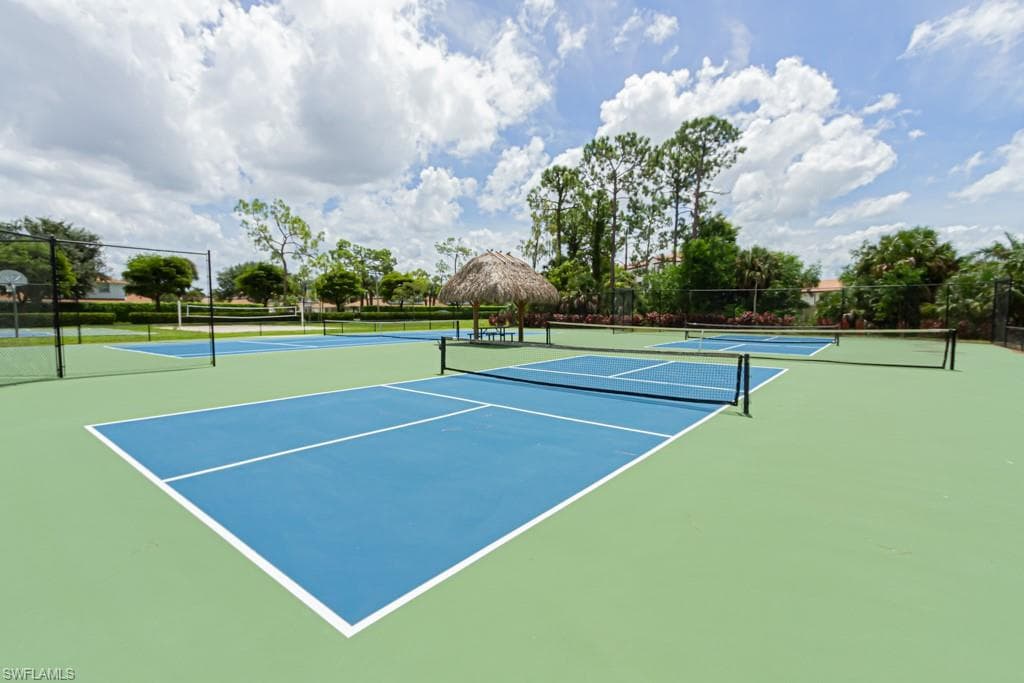 374 Dover Pl 803, Naples, FL 34104-36