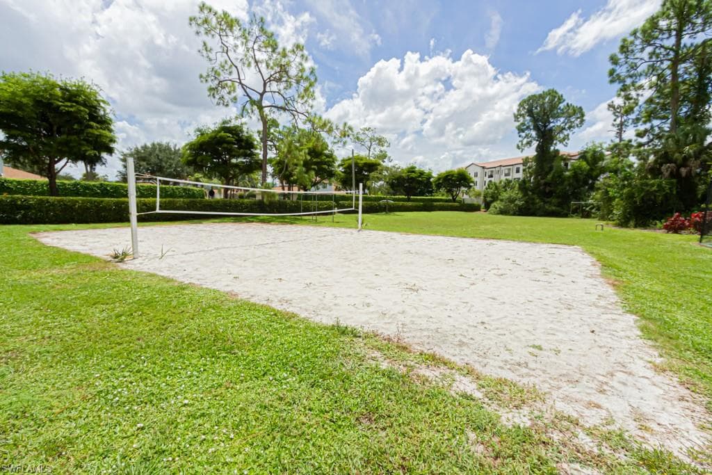 374 Dover Pl 803, Naples, FL 34104-44