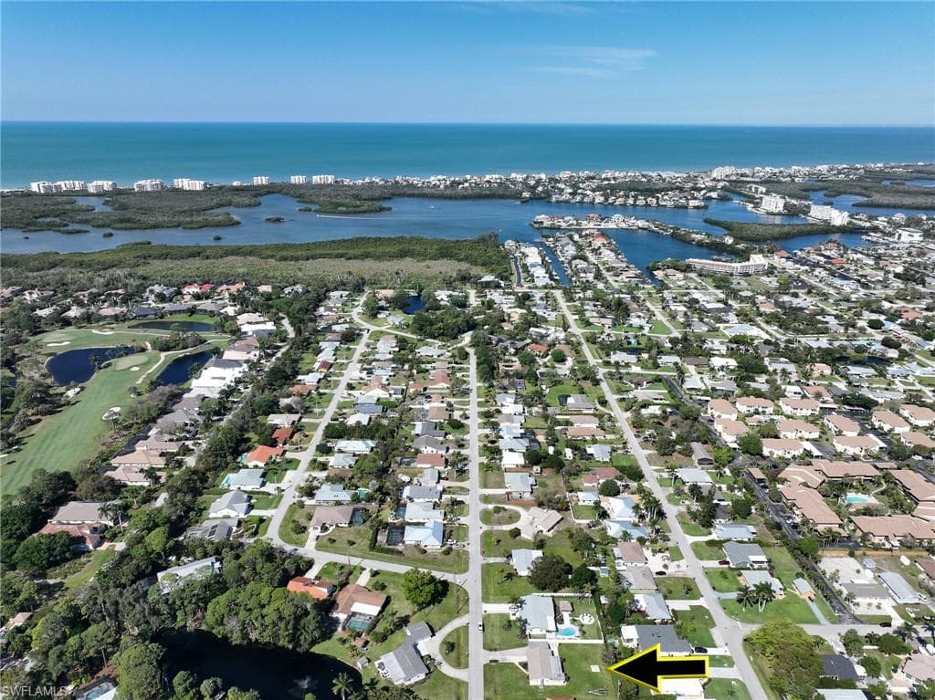 39 8th St, Bonita Springs, FL 34134-22
