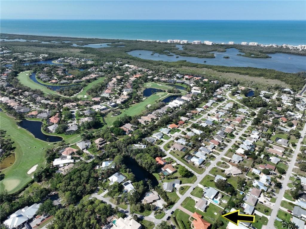39 8th St, Bonita Springs, FL 34134-23