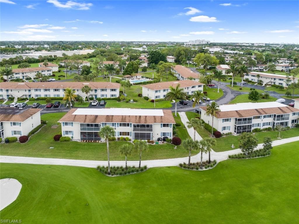 272 Winners Cir 4, Naples, FL 34112-36