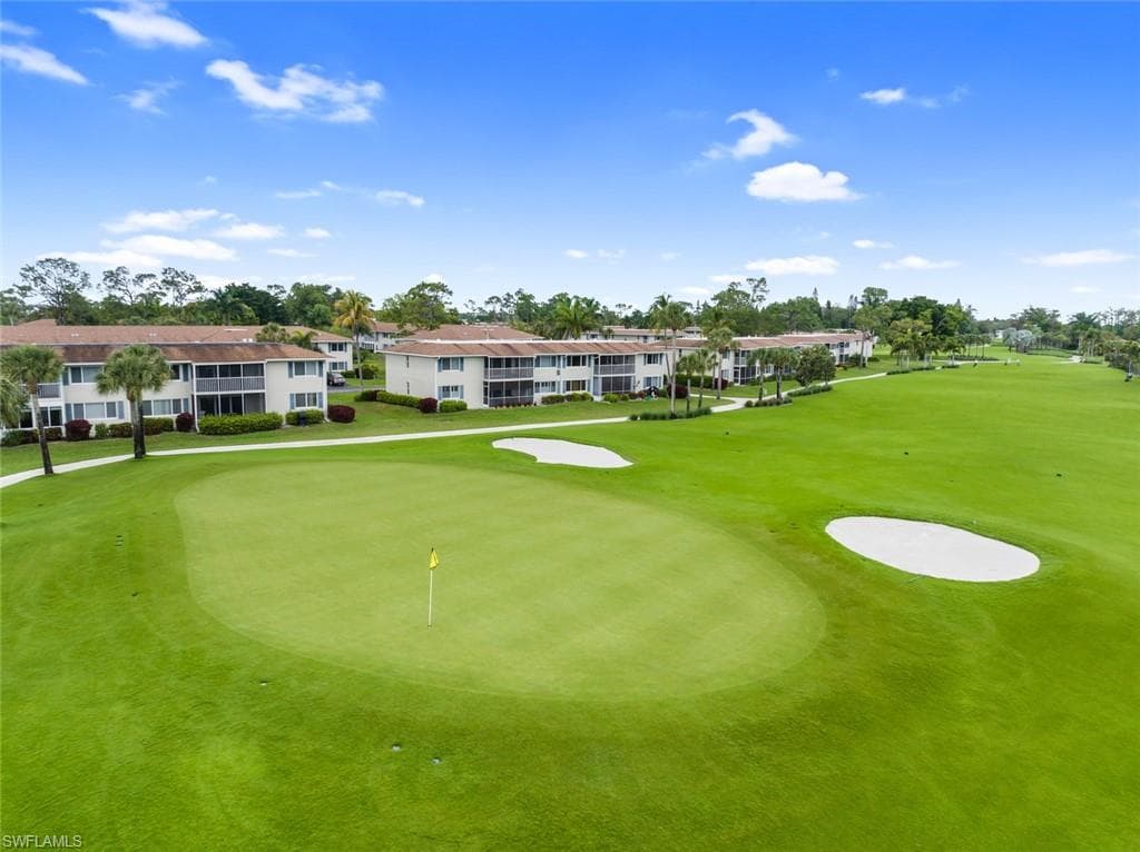272 Winners Cir 4, Naples, FL 34112-8