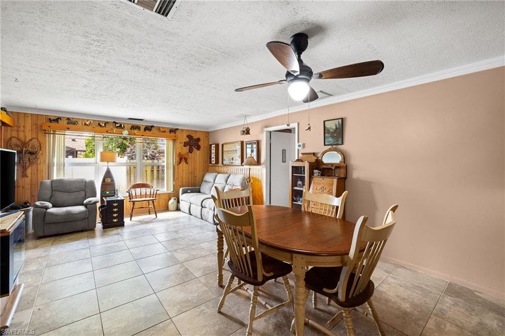 1240 Pompei Ln, Naples, FL 34103-11