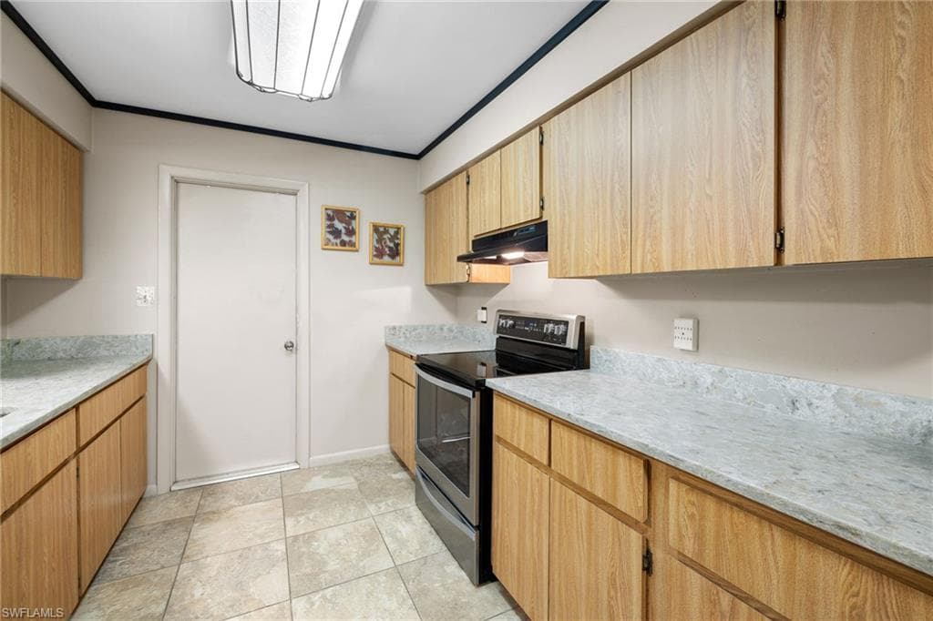 1240 Pompei Ln, Naples, FL 34103-14