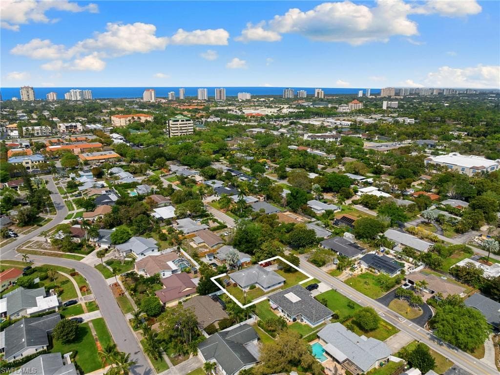 1240 Pompei Ln, Naples, FL 34103-26