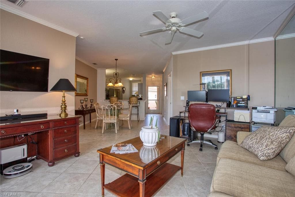 8365 Excalibur Cir K6, Naples, FL 34108-10