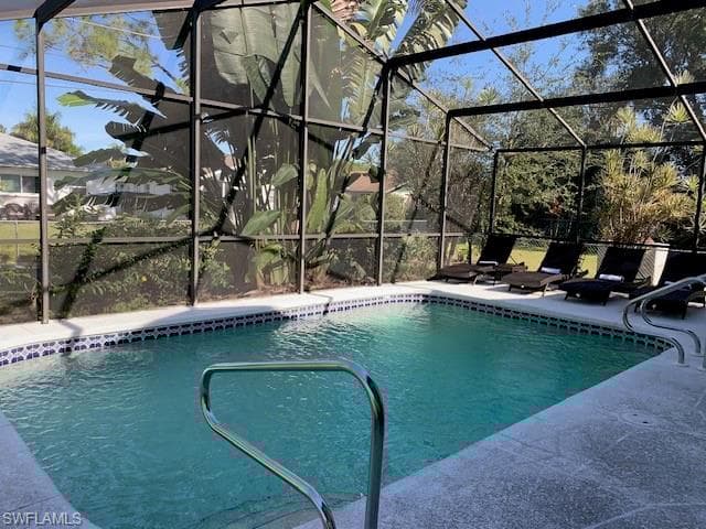 683 102nd Ave N, Naples, FL 34108-5
