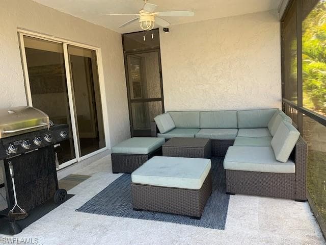683 102nd Ave N, Naples, FL 34108-6